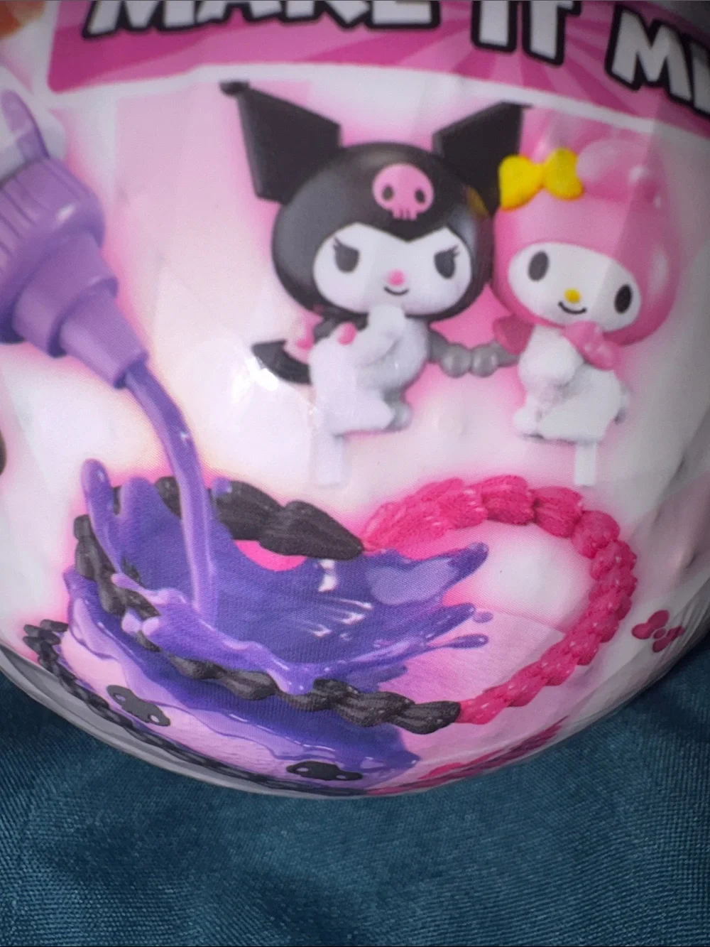 Hello Kitty and Friends - Mini Verse Make It Mini! Surprise Ball  Age 8+